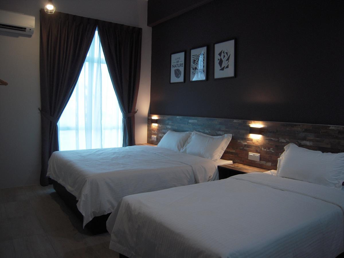 L Hotel Simpang Renggam Exterior foto
